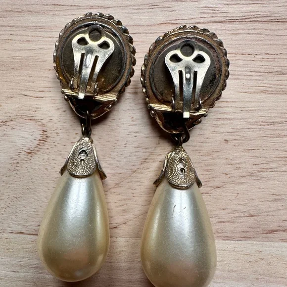 French romance pearl earrings, clip on, gold tone, vintage bridal glam